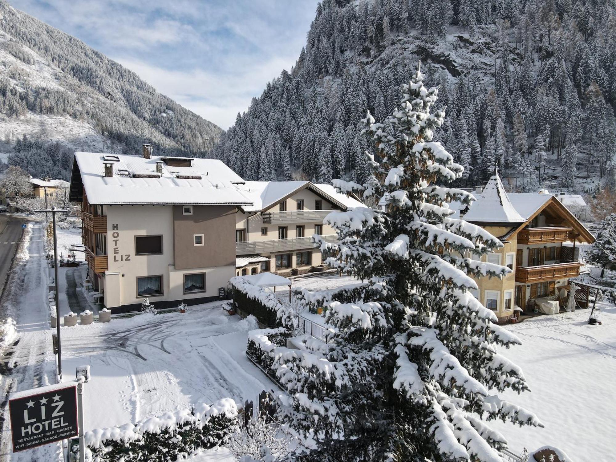 Hotel Liz Predazzo Esterno foto