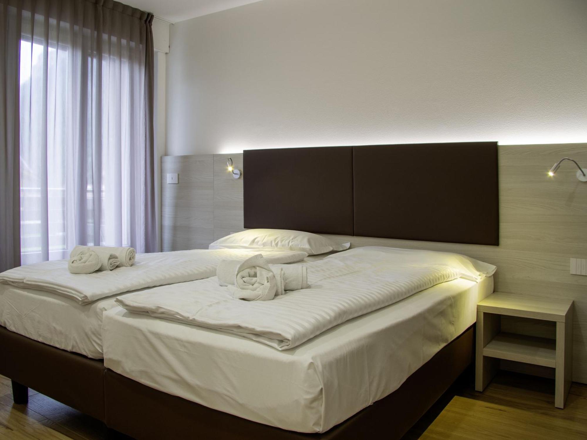 Hotel Liz Predazzo Esterno foto
