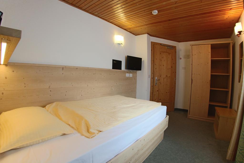 Hotel Liz Predazzo Esterno foto